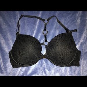 VS Black Lace Pushup